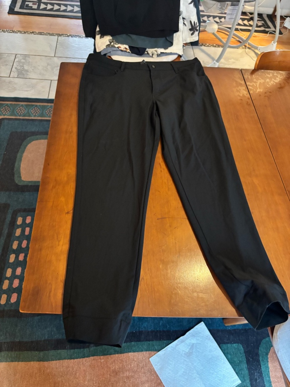 GAIAM Men's Black golf joggers  - Straight Leg